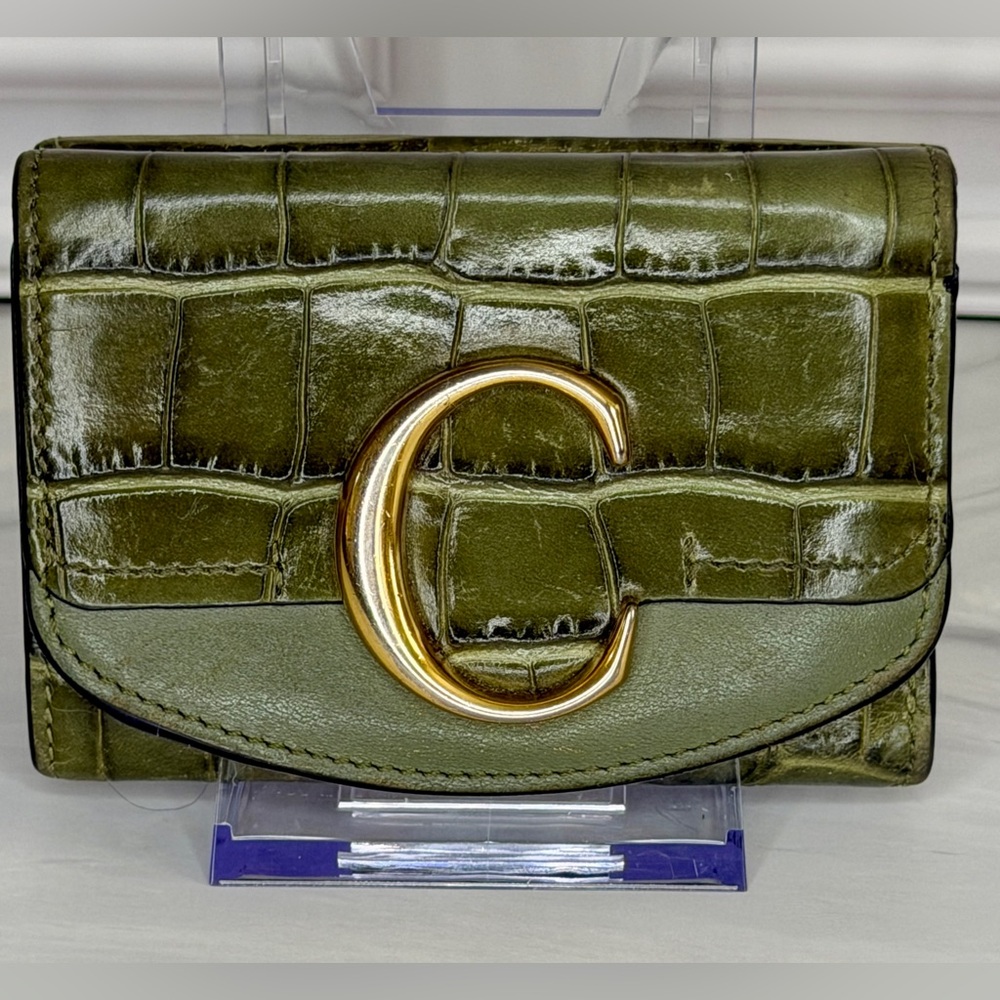 Chloé C Croc Embossed Trifold Wallet Olive Green | Gold Hardware | Compact - Picture 2 of 9